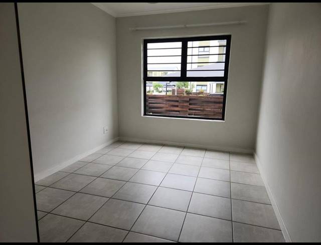 1 BEDROOM APARTMENT FOR SALE IN WITFIELD